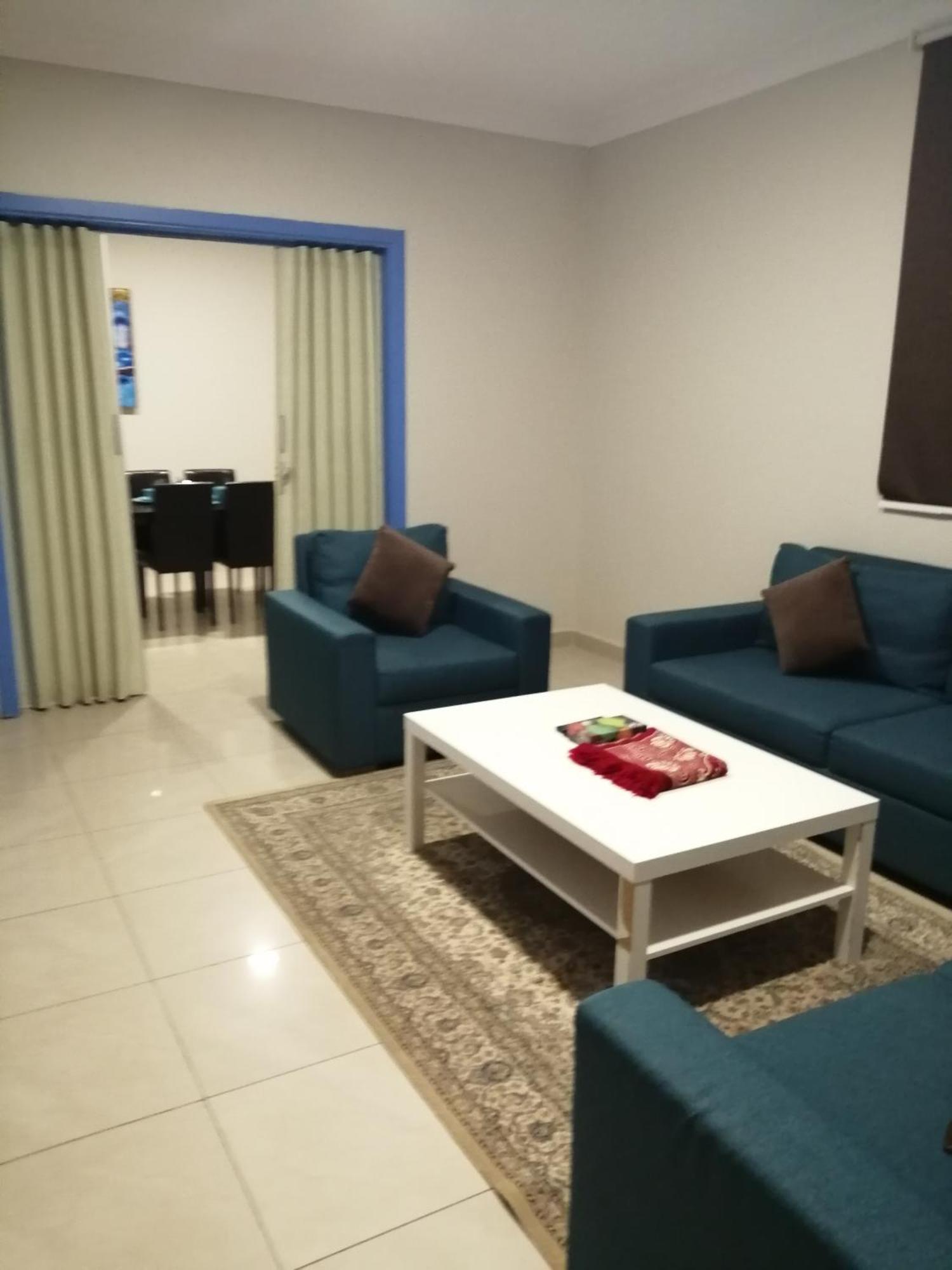 Апарт отель Nozol Al Toot Furnished Units Эр-Рияд Номер фото