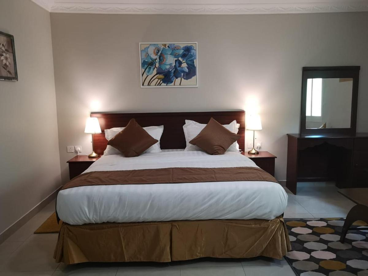 Апарт отель Nozol Al Toot Furnished Units Эр-Рияд Экстерьер фото